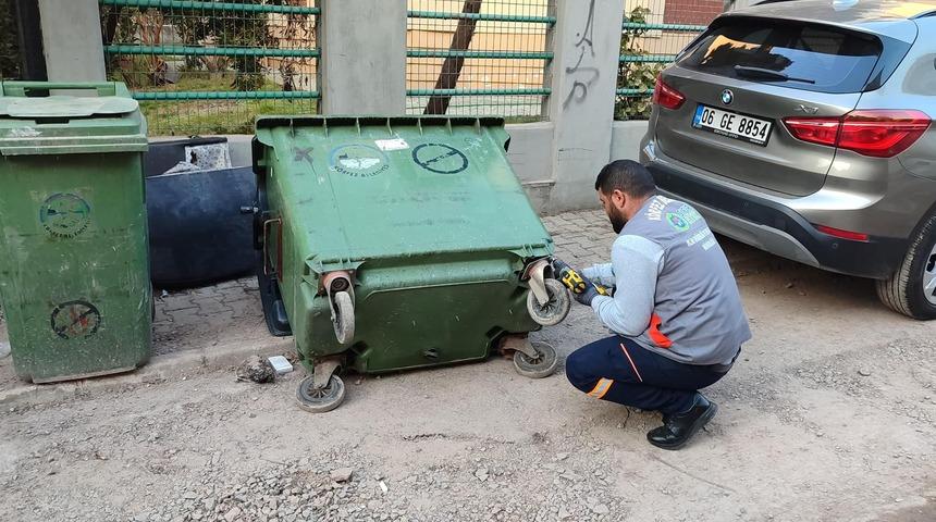 Çöp konteynırlarına yerinde tamir