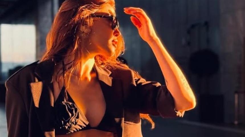 Leyla'nın Serap'ı Dilara Aksüyek son pozlarıyla olay oldu! Bakan bir daha baktı