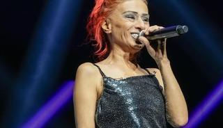 Sahte hesaplarla başı dertte... Takipçilerini uyardı