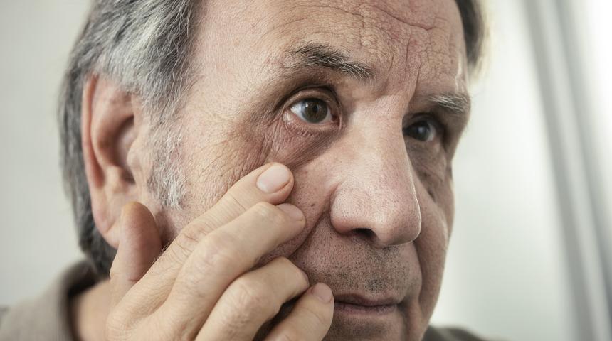 Belirti vermeden ilerliyor! ‘Glokom ani görme kaybına yol açabilir’ 