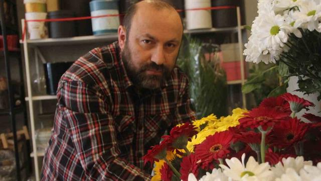 25 yıllık mesleğine alerjisi olduğunu öğrendi! Şimdi ise yeni bir iş arıyor...