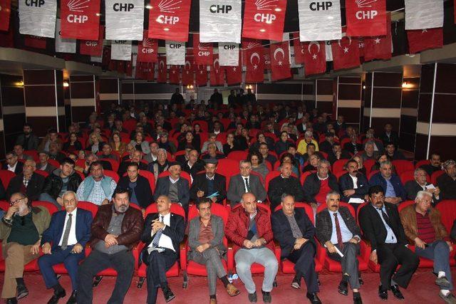 YSK tarafından iptal edilen CHP İl Kongresi yenilendi