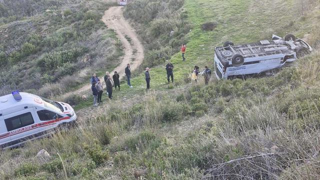 Muğla'da diyaliz aracı uçuruma yuvarlandı! 1 ölü