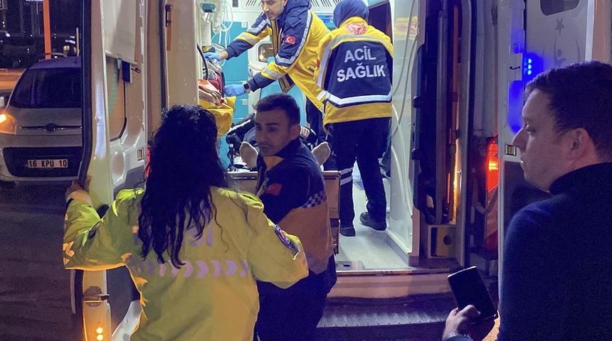 Bursa'da otomobil ile motosiklet çarpıştı: 1 yaralı