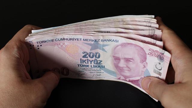 Asgari ücret çıkışı! 'Tümden değişmesi gerekiyor' diyerek açıkladı 'Onların yerine bizim olmamız...'