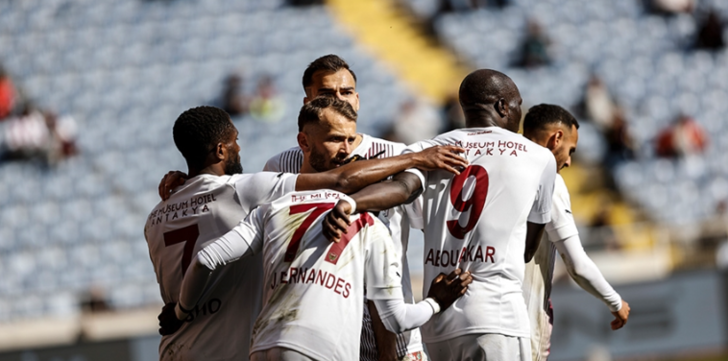 Süper Lig'deki şampiyonu açıkladılar! Fenerbahçe ve Galatasaray için 3 puan farka detayı... G2