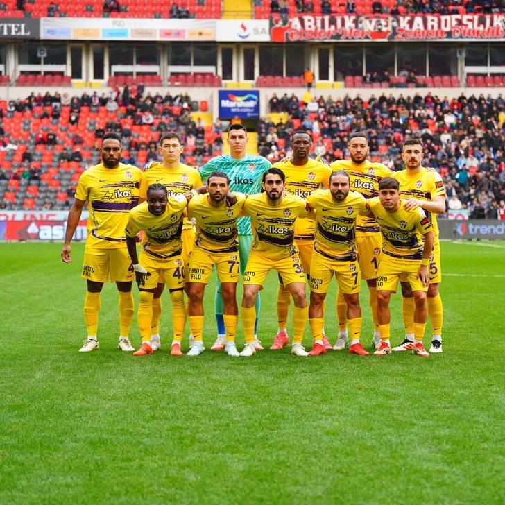 Süper Lig'deki şampiyonu açıkladılar! Fenerbahçe ve Galatasaray için 3 puan farka detayı... G5