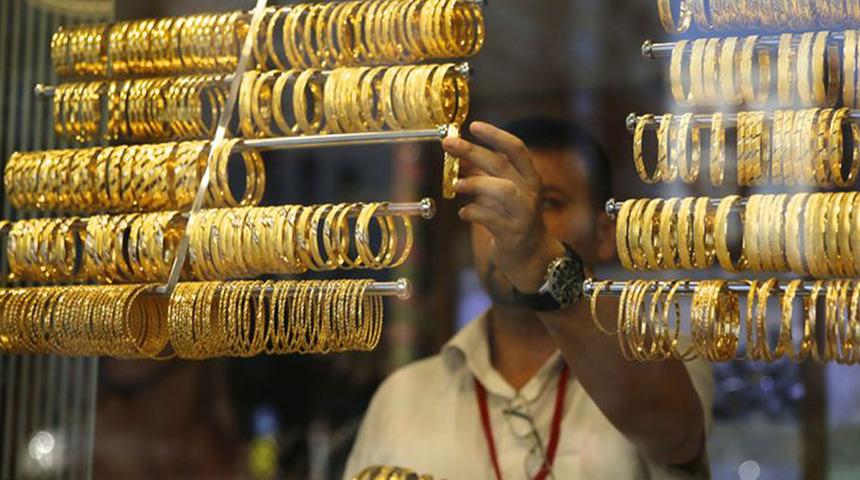 Fatih'te bulunan ünlü bir kuyumcunun sahibi iş yeri tuvaletinde ölü bulundu! 