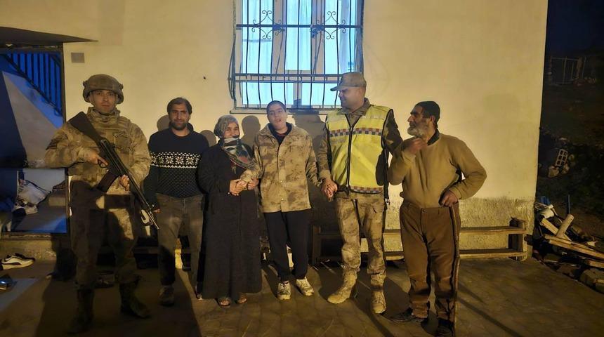 Siirt'te kaybolan zihinsel engelli çocuk, jandarma tarafından bulundu