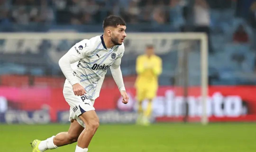 Fenerbahçe ile Galatasaray yarışmıştı! Bundesliga devi peşinde 1