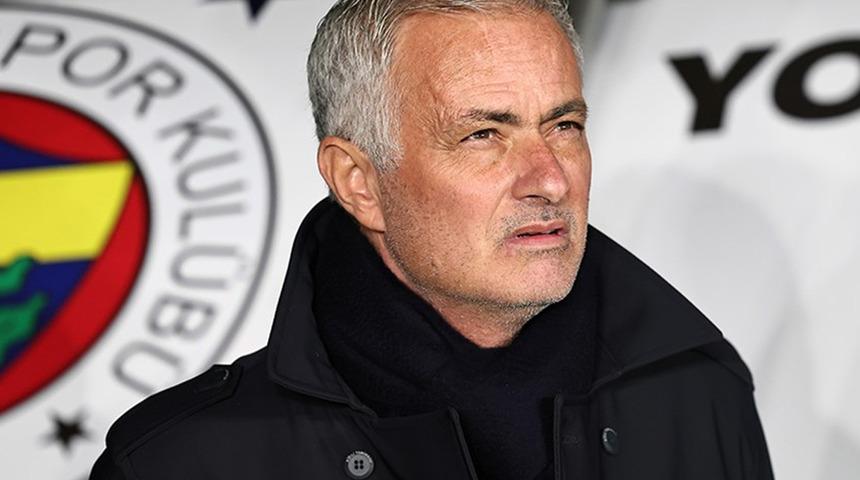 Jose Mourinho'ya Fenerbahçe'nin rakibi talip oldu! İki katı maaş teklif edip kafasını karıştıracaklar...