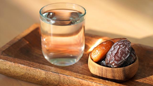 Ramazanda su kaybı nasıl önlenir? Oruç tutarken su kaybını önlemek için yapılması gerekenler neler?