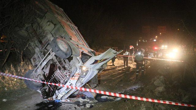 Kazada ölen 30 yıllık arkadaşına, “Ben sana gitme demledim mi?” diye ağıt yaktı