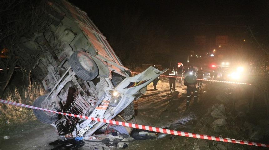 Kazada &ouml;len arkadaşına, 'Ben sana gitme demedim mi?' diye ağıt yaktı