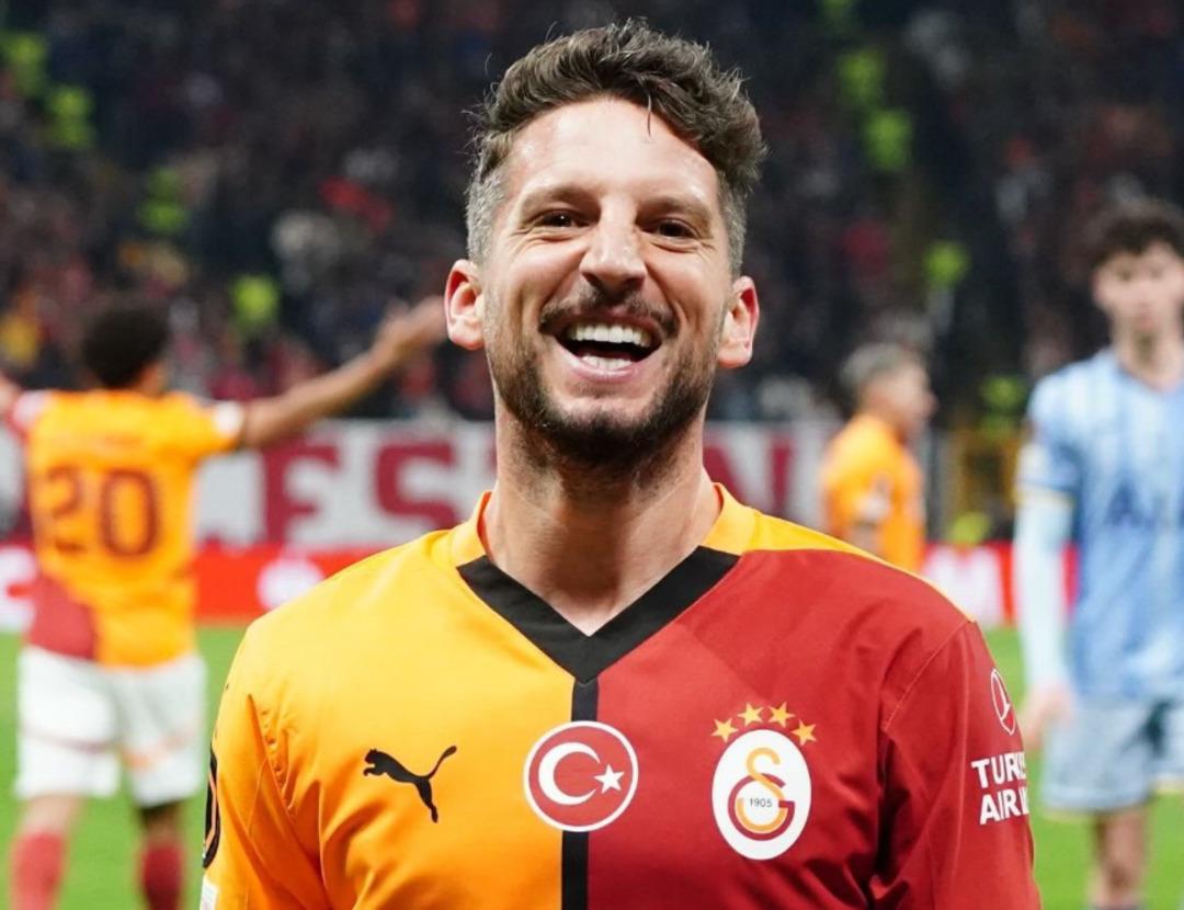 Galatasaray da Mertens ile Okan Buruk tartışma yaşadı iddiası! Belçikalı yıldız bu yüzden mi oynamıyor? 1