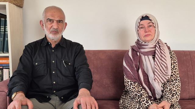 Ev ve arsalar yarı fiyatına satıldı! Telefonları da tuzlu suya atınca... 650 bin euro buhar oldu