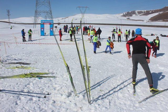 Ağrı’da 250 öğrenci kayaklı koşu ve ayak yarışmalarında yarışacak