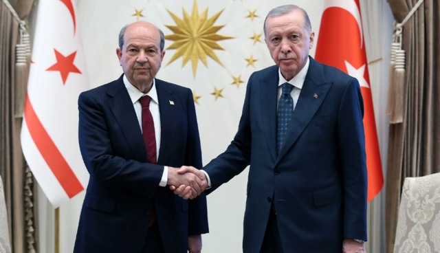 Cumhurbaşkanı Erdoğan, KKTC Cumhurbaşkanı Tatar ile bir araya geldi