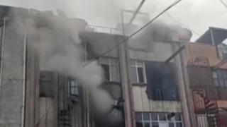 Bayrampaşa'da iplik üretimi yapan iş yerinde yangın!