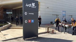 AVM'de yüksekten düşten lise öğrencisi yaralandı