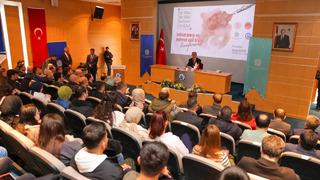 Bayburt’ta ‘İstiklal Marşı ve Mehmet Akif Ersoy’ konferansı düzenlendi