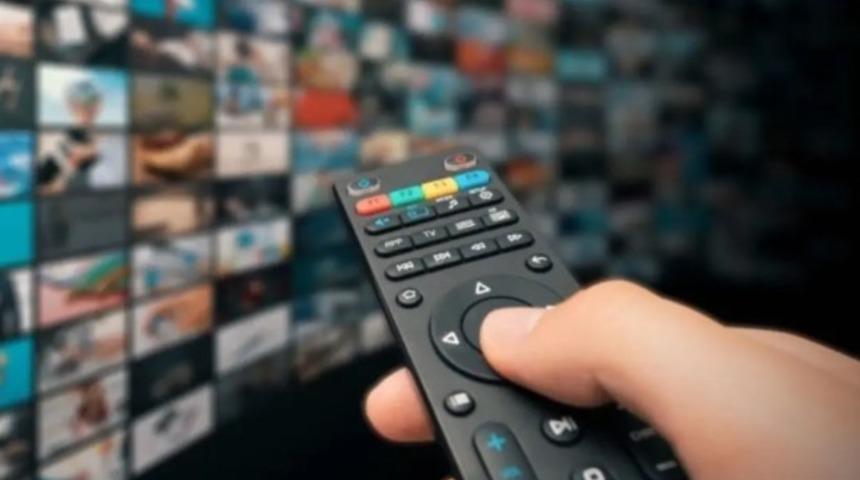 Liste uzadıkça uzadı... Bir dizi daha başlamadan ertelendi! Rekor maliyet fenomen dizide 