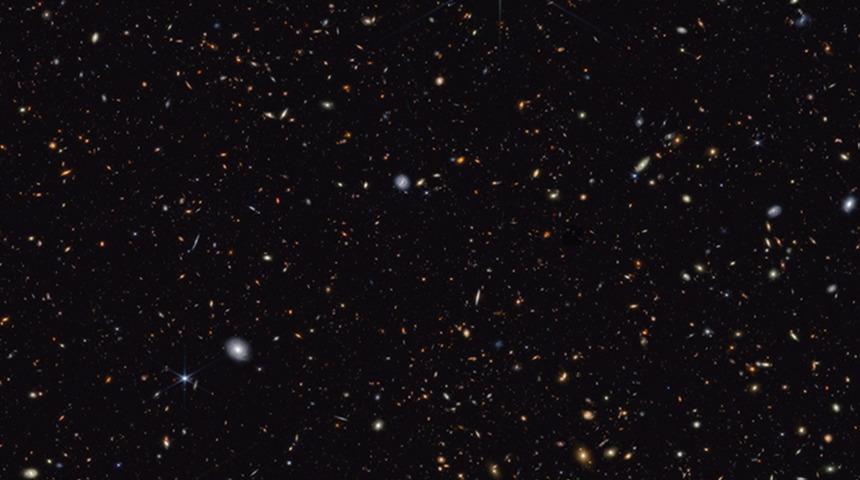 Gizemi 10 yıldır sürüyordu... Ölü yıldızlar sinyal gönderiyormuş! Birbirlerine kilitlenip...