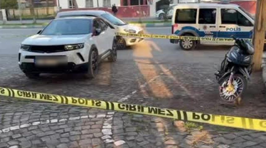 Yer: Şanlıurfa! Park halindeki otomobile silahlı saldırı