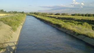 Isparta'da su kanalına devrilen traktörün sürücüsü hayatını kaybetti