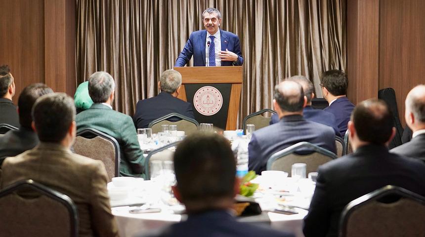 Bakan Yusuf Tekin: "3 konuyu ana gündeme aldık"