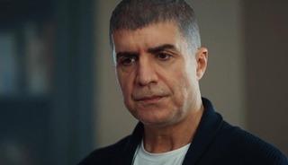 &Uuml;nl&uuml; ismin gurur g&uuml;n&uuml;! Oğlu Kuzey mezun oldu  