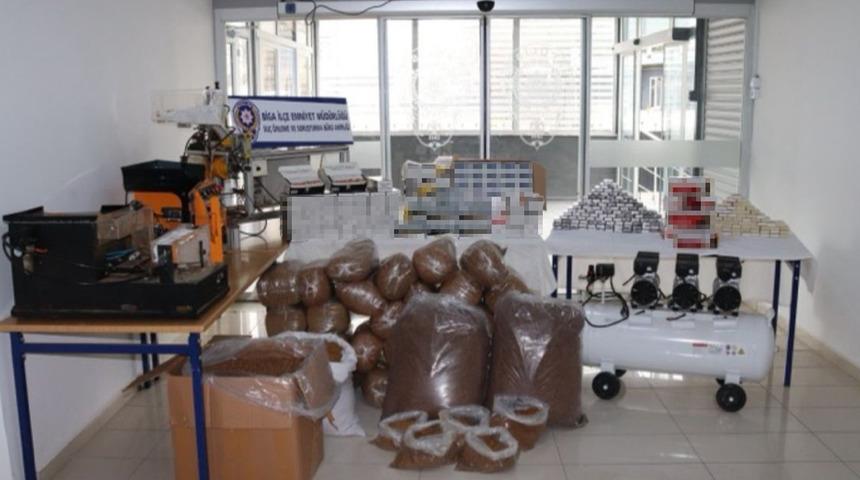 Çanakkale'de 327 kilo kaçak tütün ele geçirildi! 4 kişi adliyeye sevk edildi