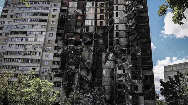 Rusya Ukrayna'nın en büyük kentini ele geçirdi! Suca kenti yerle bir oldu: 'Neredeyse tamamen yok etti'
