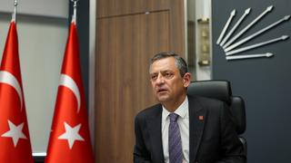 Özgür Özel talimat vermişti! CHP'li Şişli Belediye Meclis Üyesi Özcan partisinden istifa etti