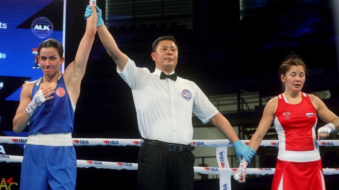 Hatice Akbaş, Dünya Boks Şampiyonası nda yarı finalde! 1