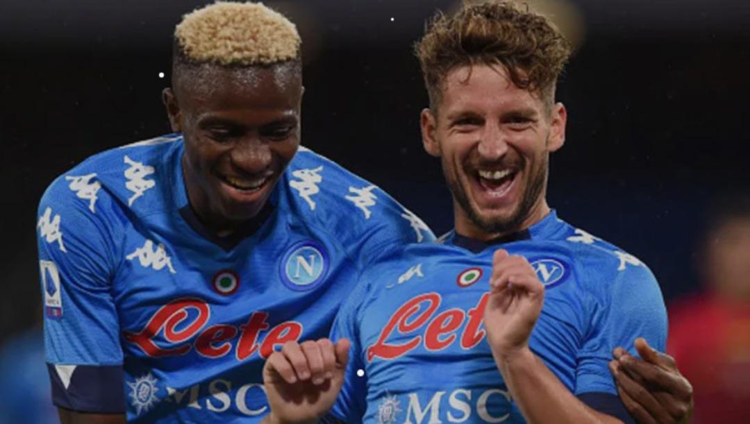 Herkes  bu transfer nasıl gerçekleşti  diyordu! Osimhen katıldığı programda bir bir anlattı... Meğer Okan Buruk ile telefonda görüşmüş! 1