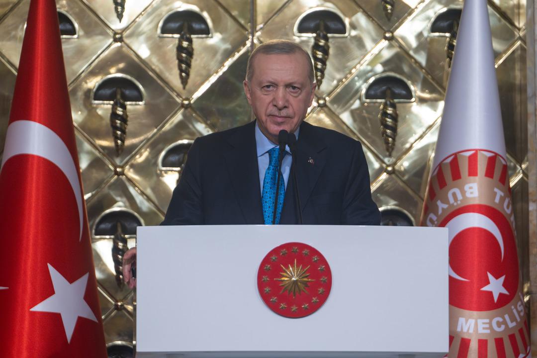 AA-20250313-37330369-37330365-CUMHURBASKANI_ERDOGAN_MECLISTE_MILLETVEKILLERIYLE_IFTARDA_BIR_ARAYA_GELDI