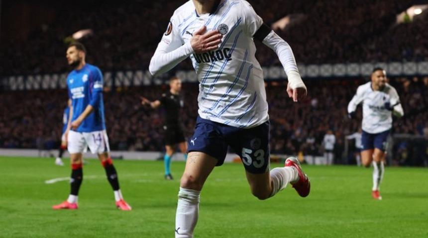 Deivid'den sonra bir ilke imza attı! Sebastian Szymanski adeta büyüledi...