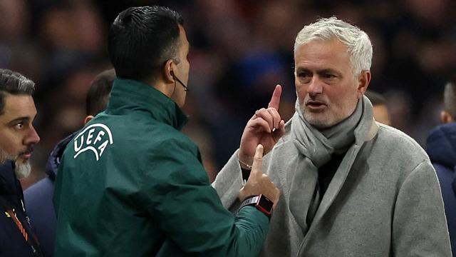 Fenerbahçe maçının hakemi Türk yorumcuları da çıldırttı! İkinci Ivan bebek vakası, rezil bir hakem vardı