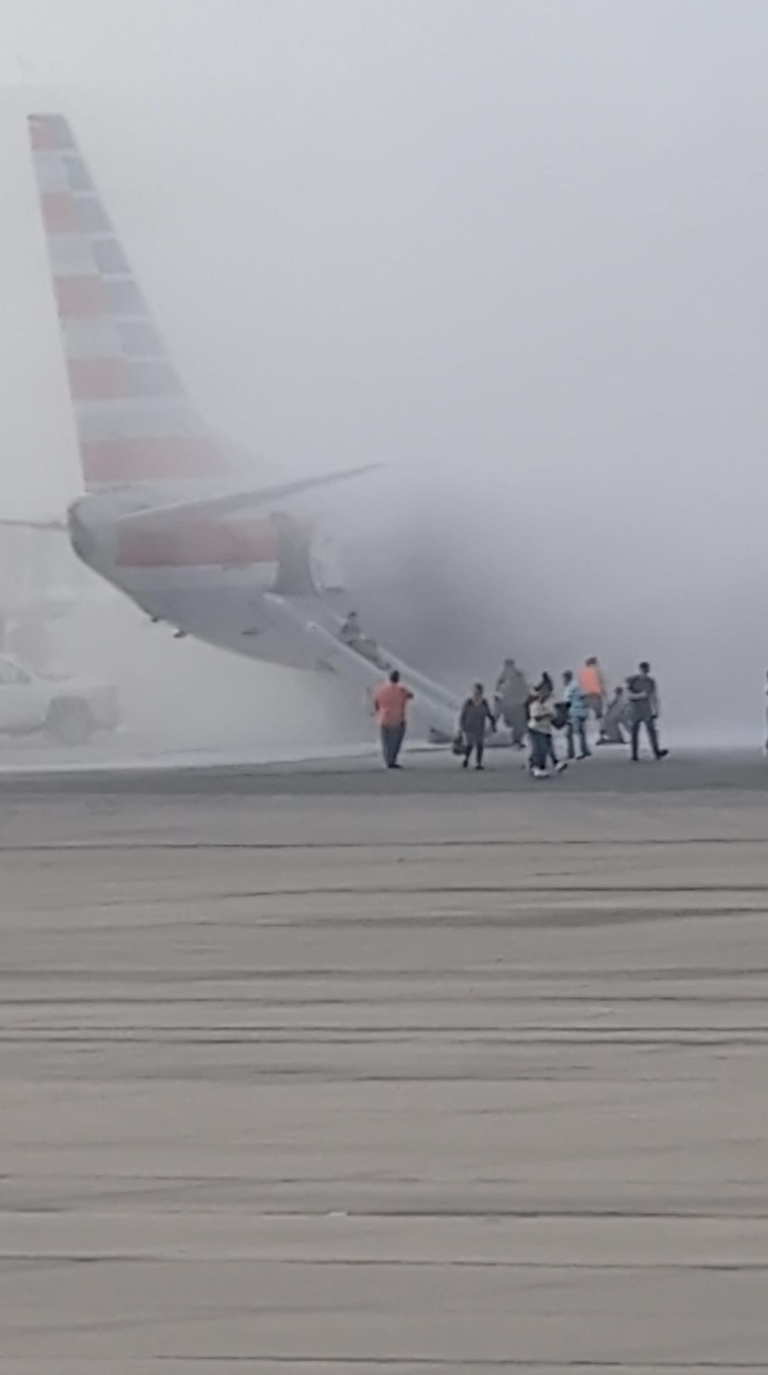 2025-03-14T044811Z_1278916592_RC2SCDACJ3N4_RTRMADP_3_COLORADO-FIRE-PLANE