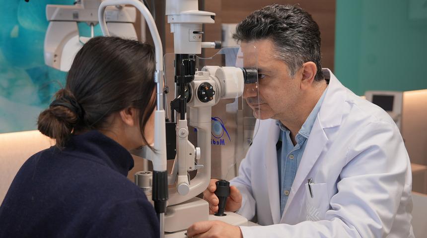 Sakın hafife almayın: Dünyanın yüzde 20'si bu hastalık nedeniyle kör oldu! Sinsice ilerliyor, erken teşhis şart!