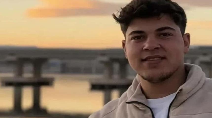 Otomobille çarpışan motosikletin sürücüsü öldü