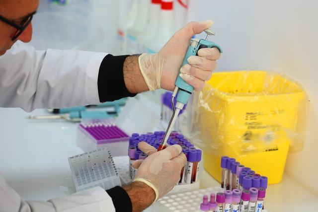 Akraba evlilikleri SMA'lı doğumları tetikliyor! Uzmanından 'Bu 6 ilde evlenecek çiftler test yaptırsın' uyarısı! 