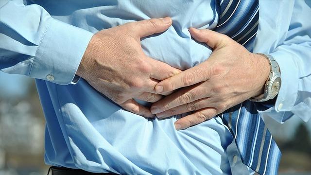 Kolon kanseri riskini artıran bu faktörlere dikkat! 45 yaş altı vakalar giderek artıyor