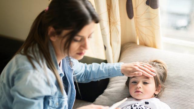 İki hastalığın belirtilerinin benzerliği ailelerde panik yarattı! İkinci dalga influenzada bu ağrıya dikkat…
