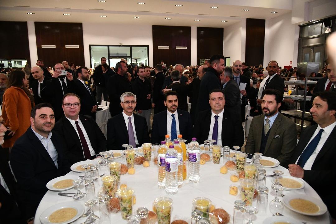 Yunanistan İskeçe’de Batı Trakya Türkleri için anlamlı iftar: "Sizlerle birlikte olmaktan çok mutluyum"  1