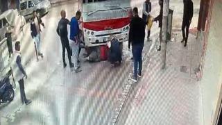 Yolun karşısına geçmeye çalışırken halk otobüsünün altında kaldı! 