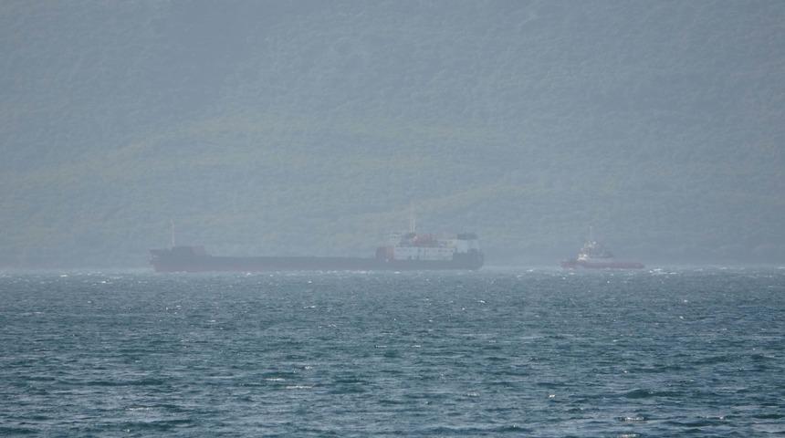 Çanakkale Boğazı'nda gemi arızası! Karanlık Liman'a çekilip demirlettirildi...