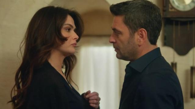 Uzak Şehir'e Alya'nın annesi geldi! İşte Nursel Köse'nin setten ilk karesi