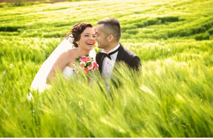 D&uuml;ğ&uuml;n fotoğraflarında g&uuml;zel &ccedil;ıkmak i&ccedil;in t&uuml;yolar